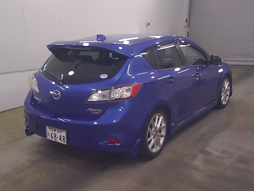 MAZDA AXELA