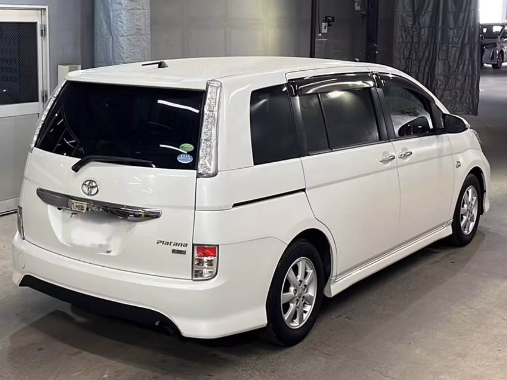 TOYOTA ISIS