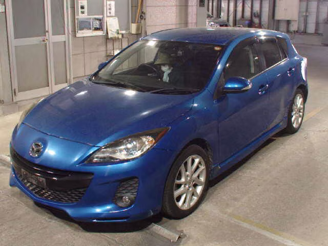 MAZDA AXELA