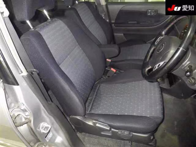 TOYOTA DUET