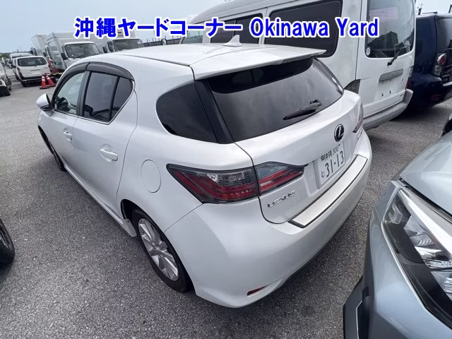 LEXUS CT200H