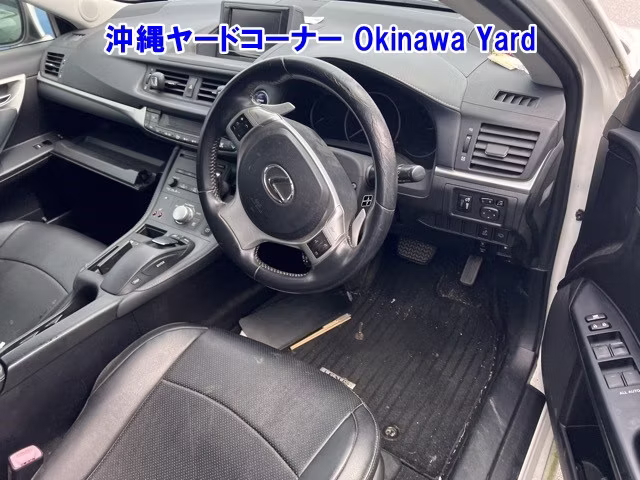 LEXUS CT200H