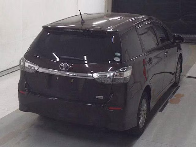 TOYOTA WISH