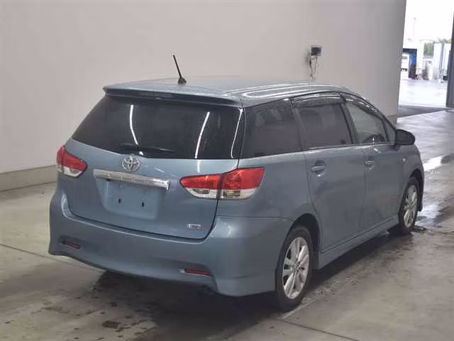 TOYOTA WISH