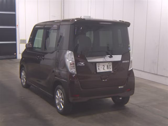 MITSUBISHI EK SPACE