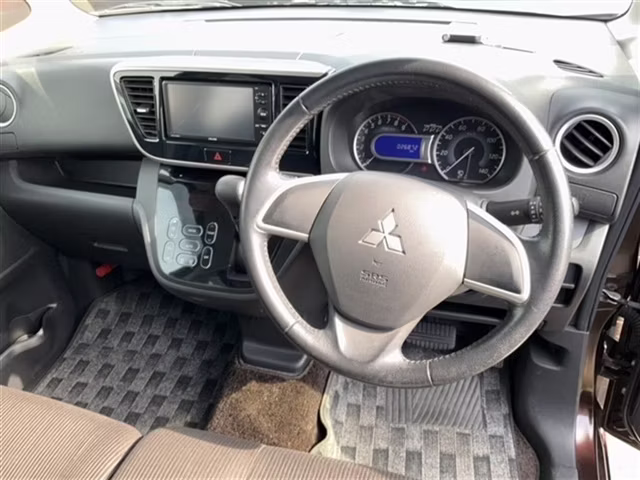 MITSUBISHI EK SPACE