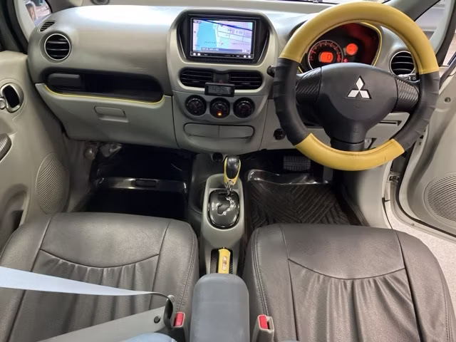 MITSUBISHI I