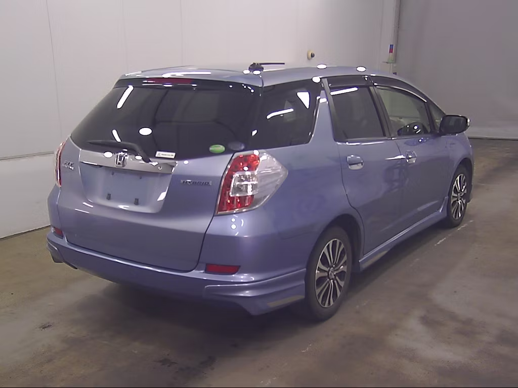 HONDA FIT SHUTTLE