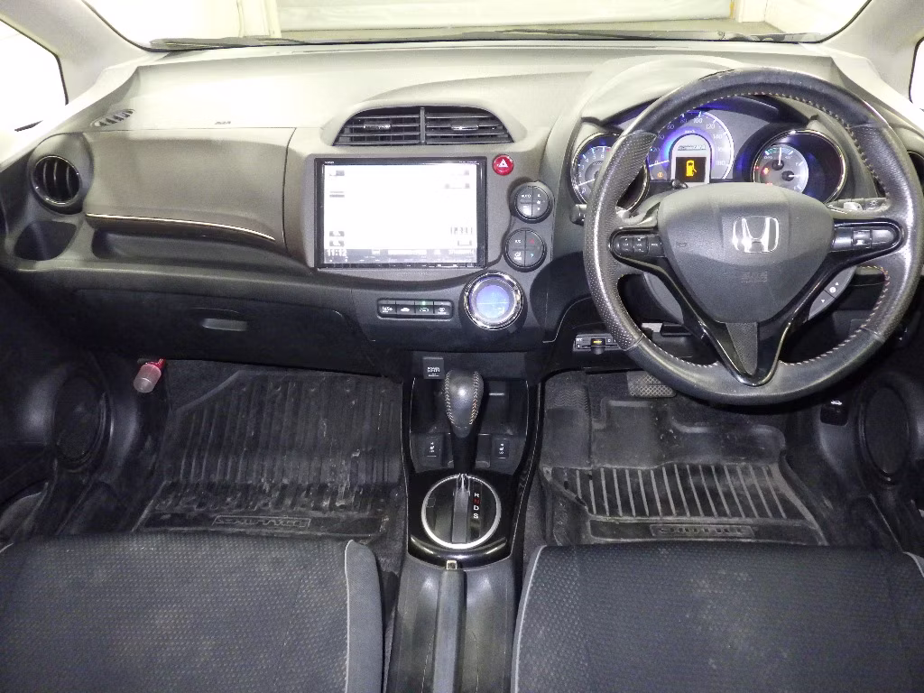 HONDA FIT SHUTTLE