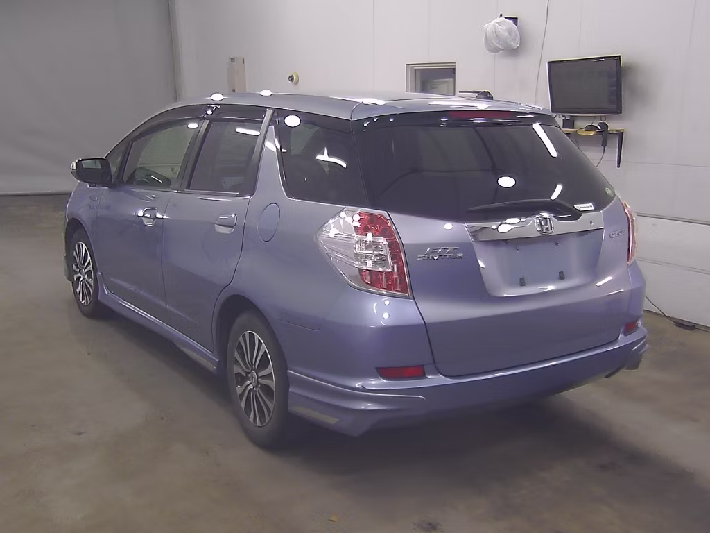 HONDA FIT SHUTTLE