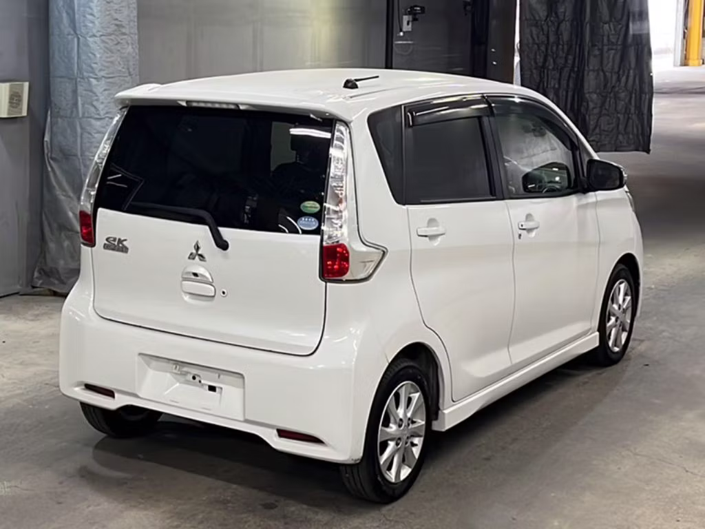 MITSUBISHI EK CUSTOM