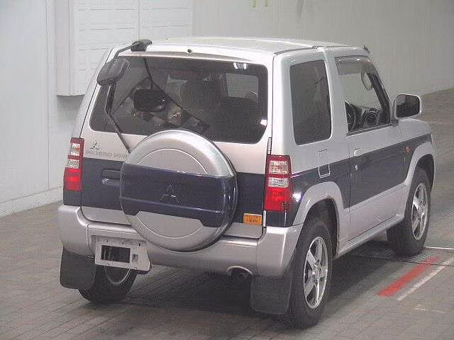 MITSUBISHI PAJERO MINI