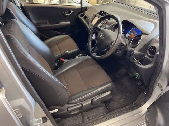 HONDA FIT SHUTTLE