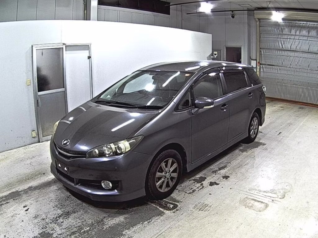 TOYOTA WISH