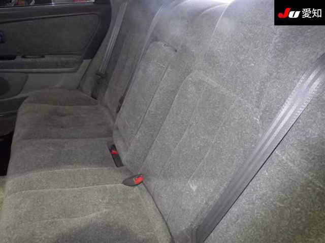 TOYOTA CRESTA