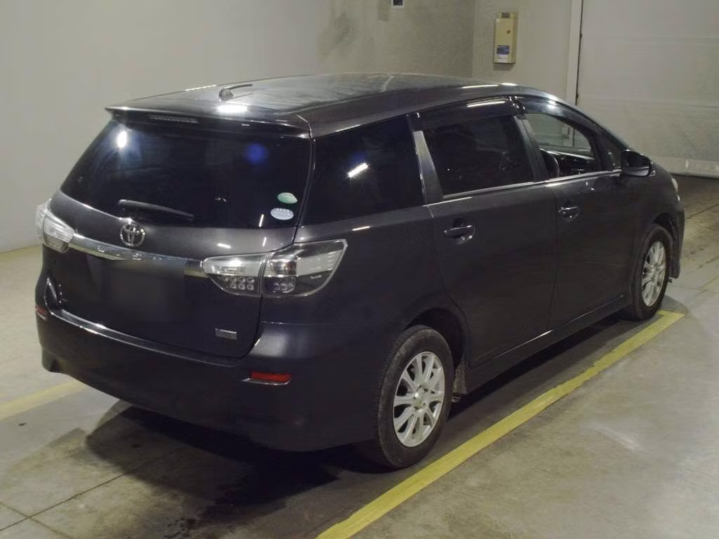 TOYOTA WISH