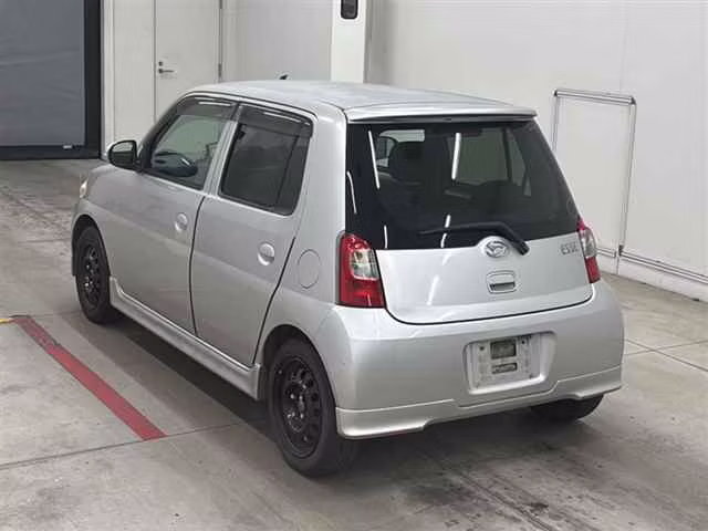 DAIHATSU ESSE