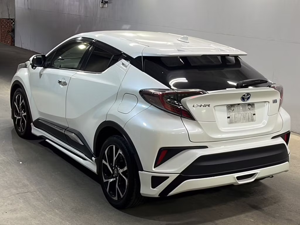 TOYOTA C-HR