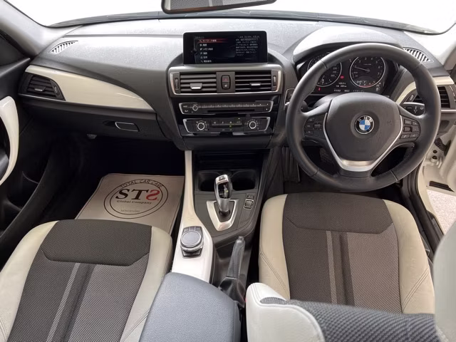 BMW 1-SERIES