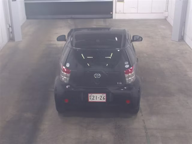 TOYOTA IQ
