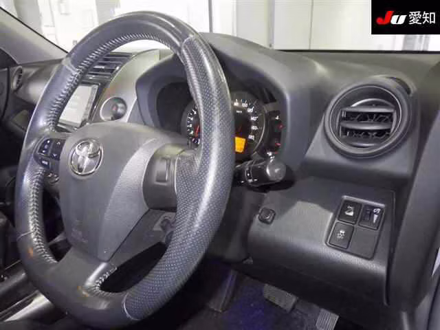 TOYOTA VANGUARD