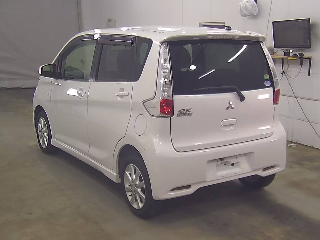 MITSUBISHI EK CUSTOM