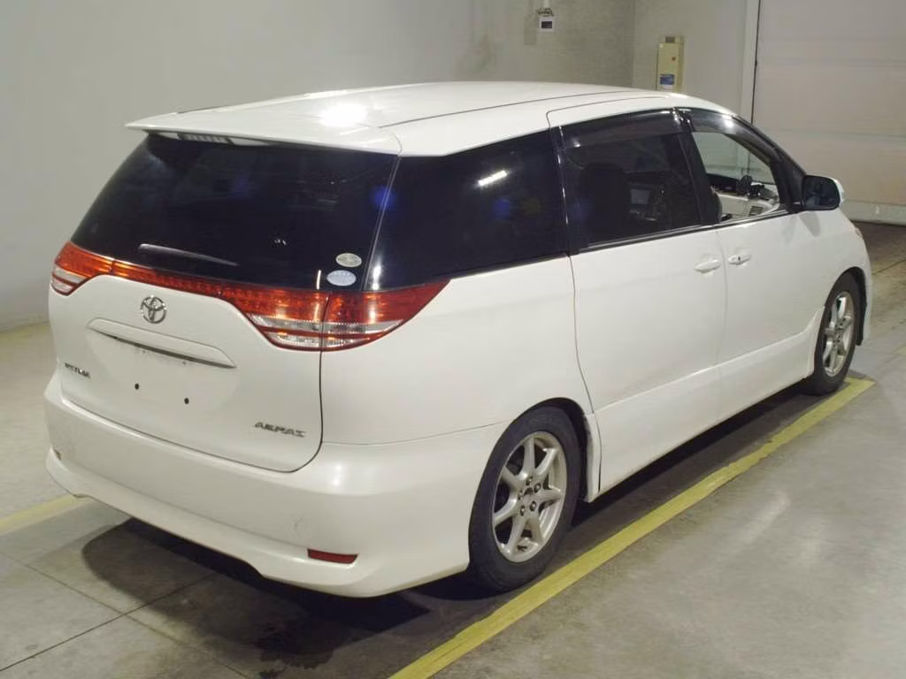 TOYOTA ESTIMA