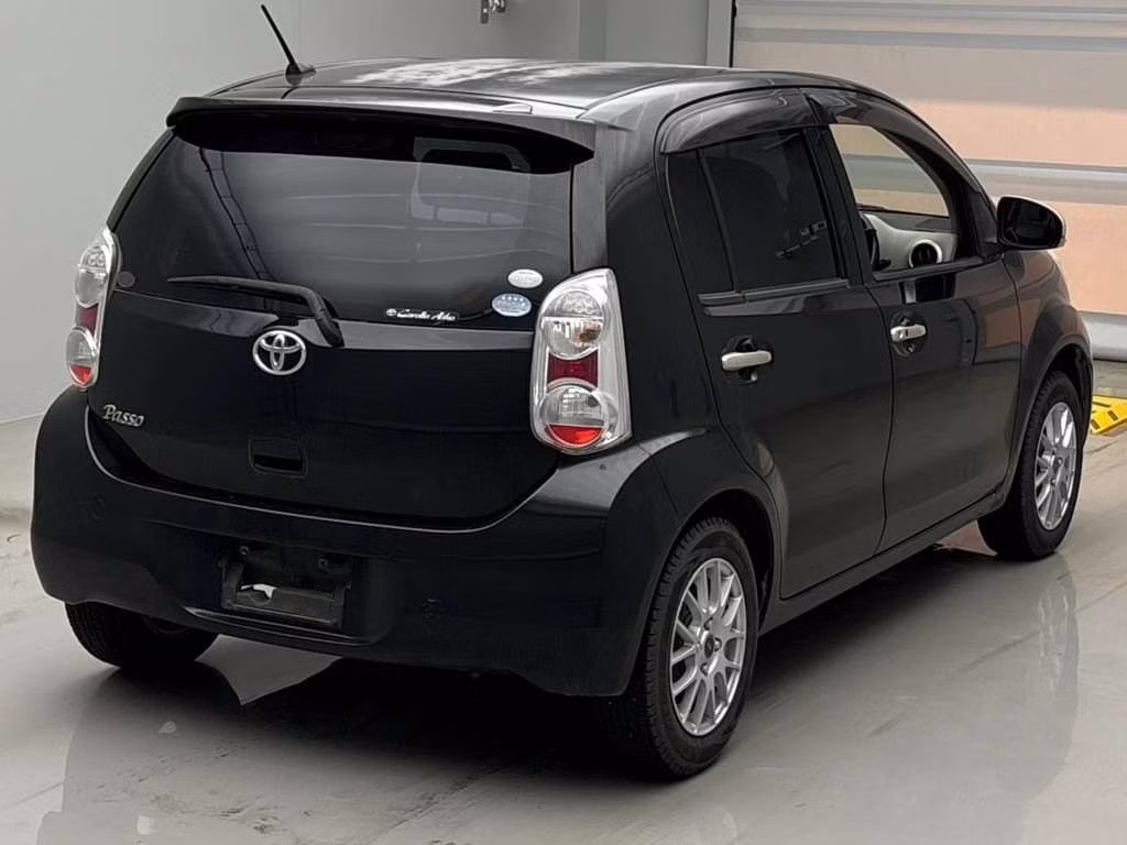 TOYOTA PASSO