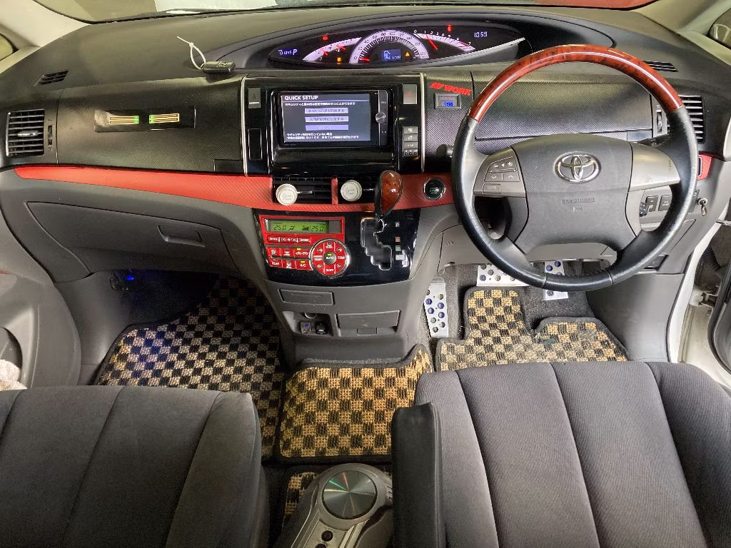 TOYOTA ESTIMA