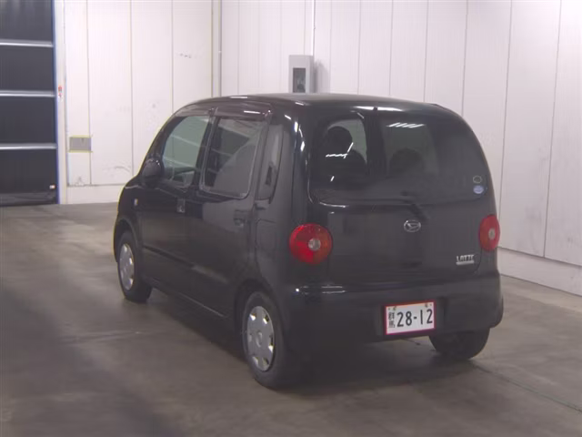 DAIHATSU MOVE LATTE