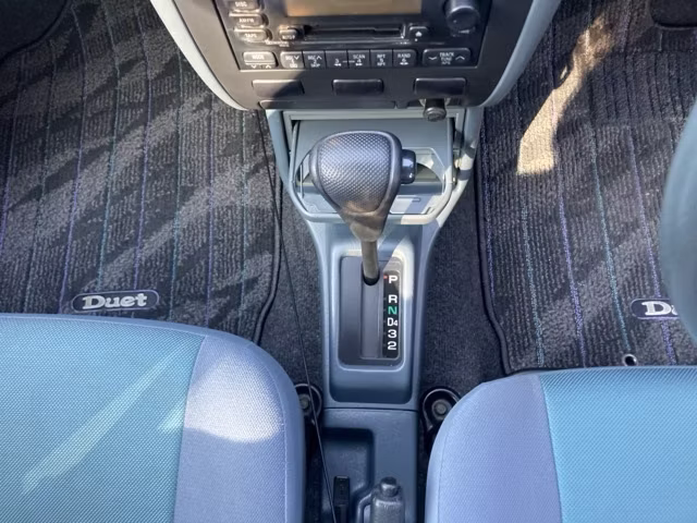 TOYOTA DUET