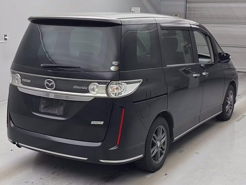 MAZDA BIANTE