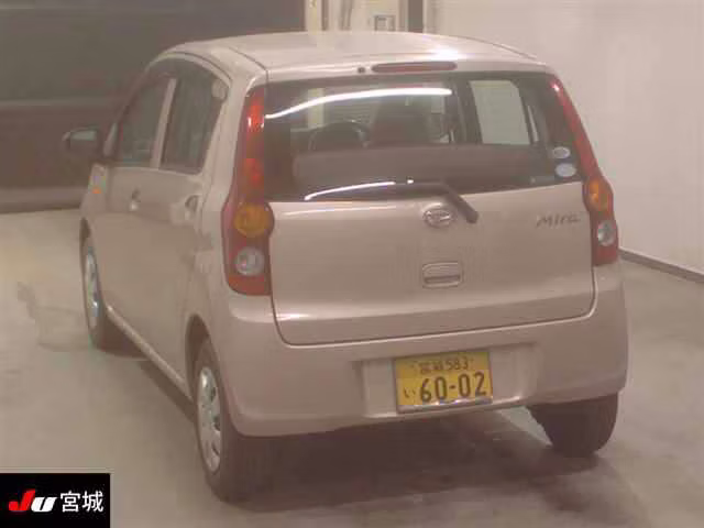DAIHATSU MIRA