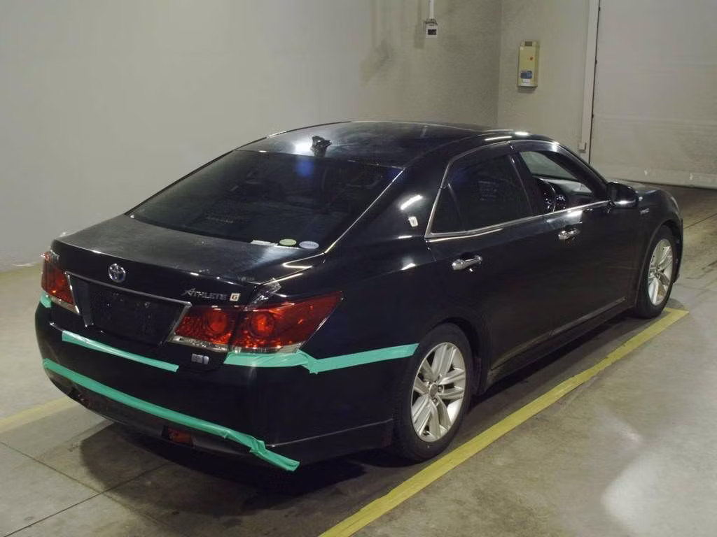 TOYOTA CROWN