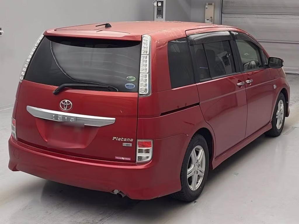 TOYOTA ISIS