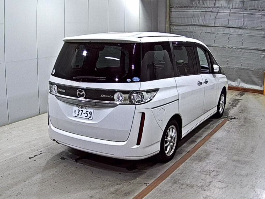 MAZDA BIANTE
