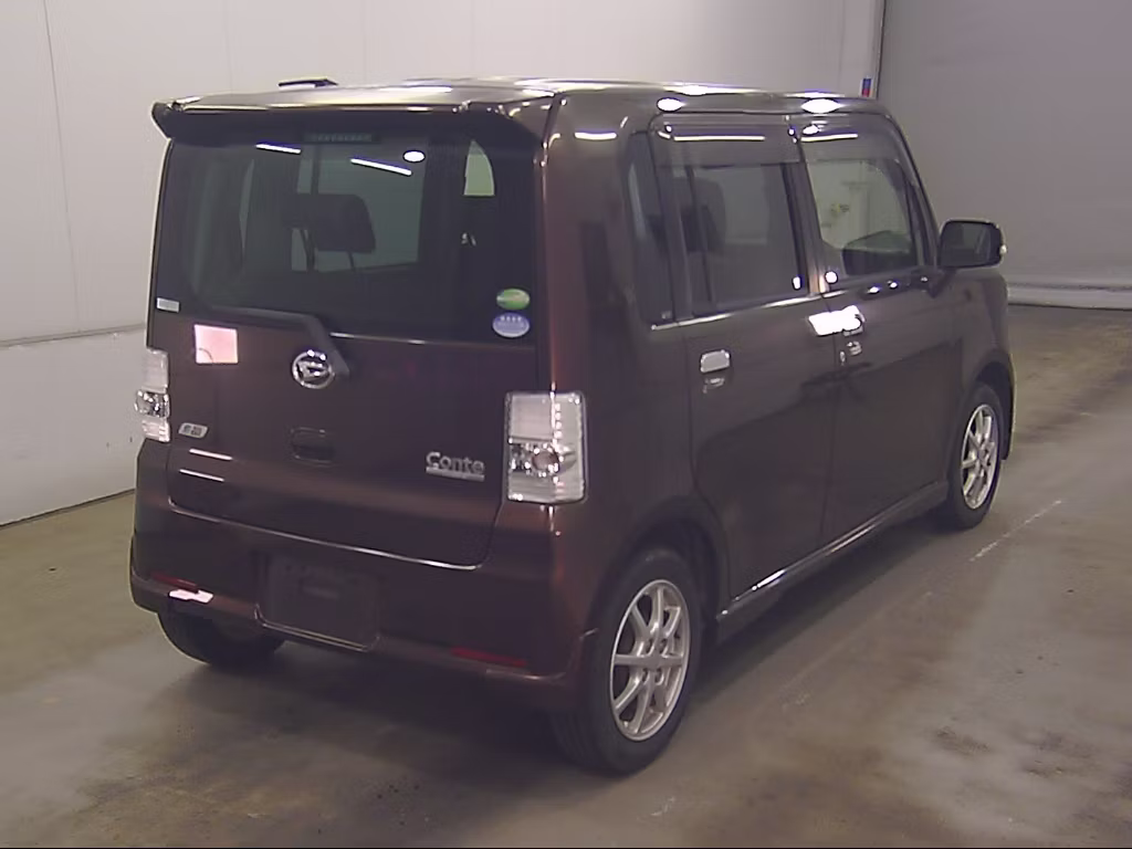 DAIHATSU MOVE CONTE