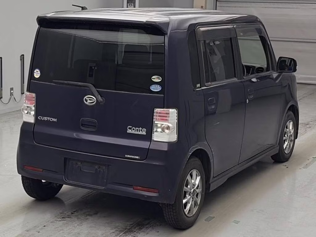 DAIHATSU MOVE CONTE