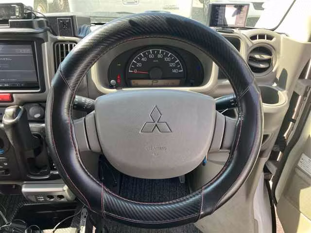 MITSUBISHI MINICAB
