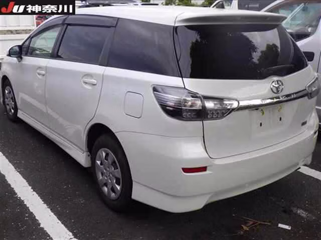TOYOTA WISH