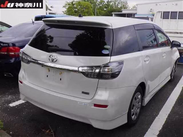 TOYOTA WISH