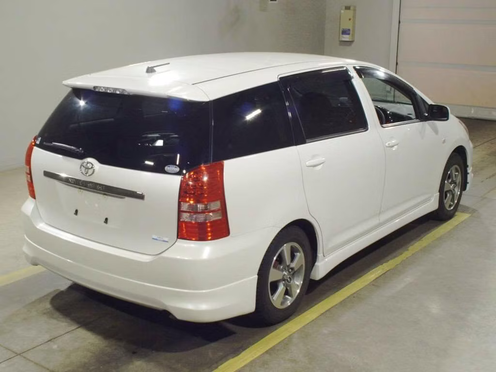 TOYOTA WISH