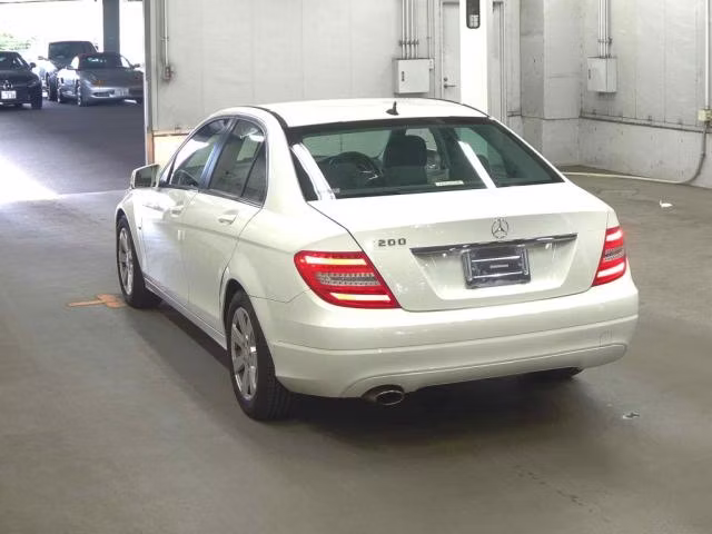 MERCEDES-BENZ C-CLASS
