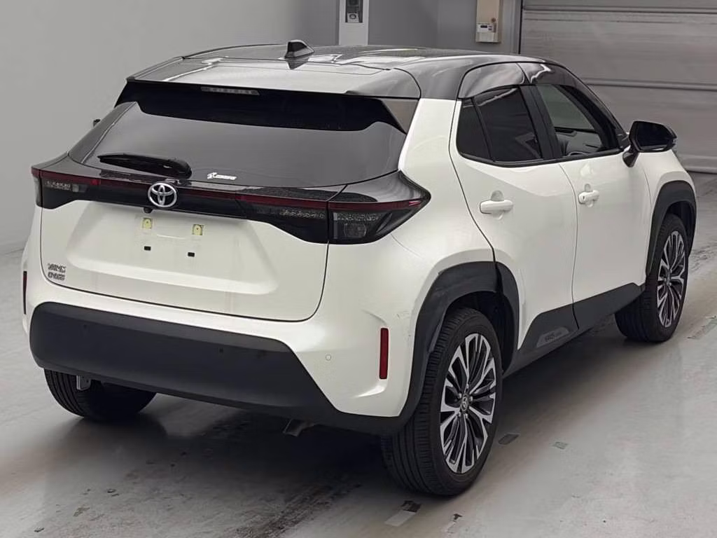 TOYOTA YARIS CROSS