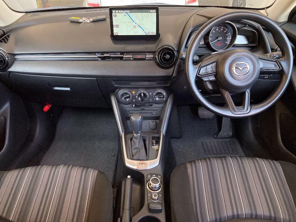 MAZDA MAZDA2