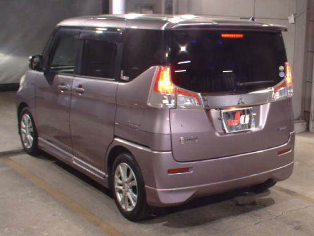 MITSUBISHI DELICA D:2