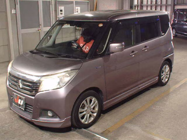 MITSUBISHI DELICA D:2