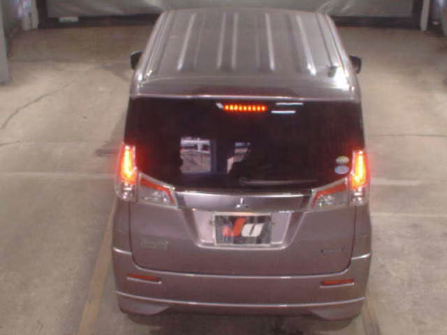 MITSUBISHI DELICA D:2