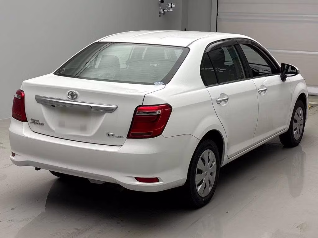 TOYOTA COROLLA AXIO