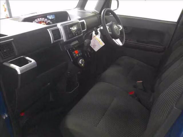 TOYOTA PIXIS MEGA